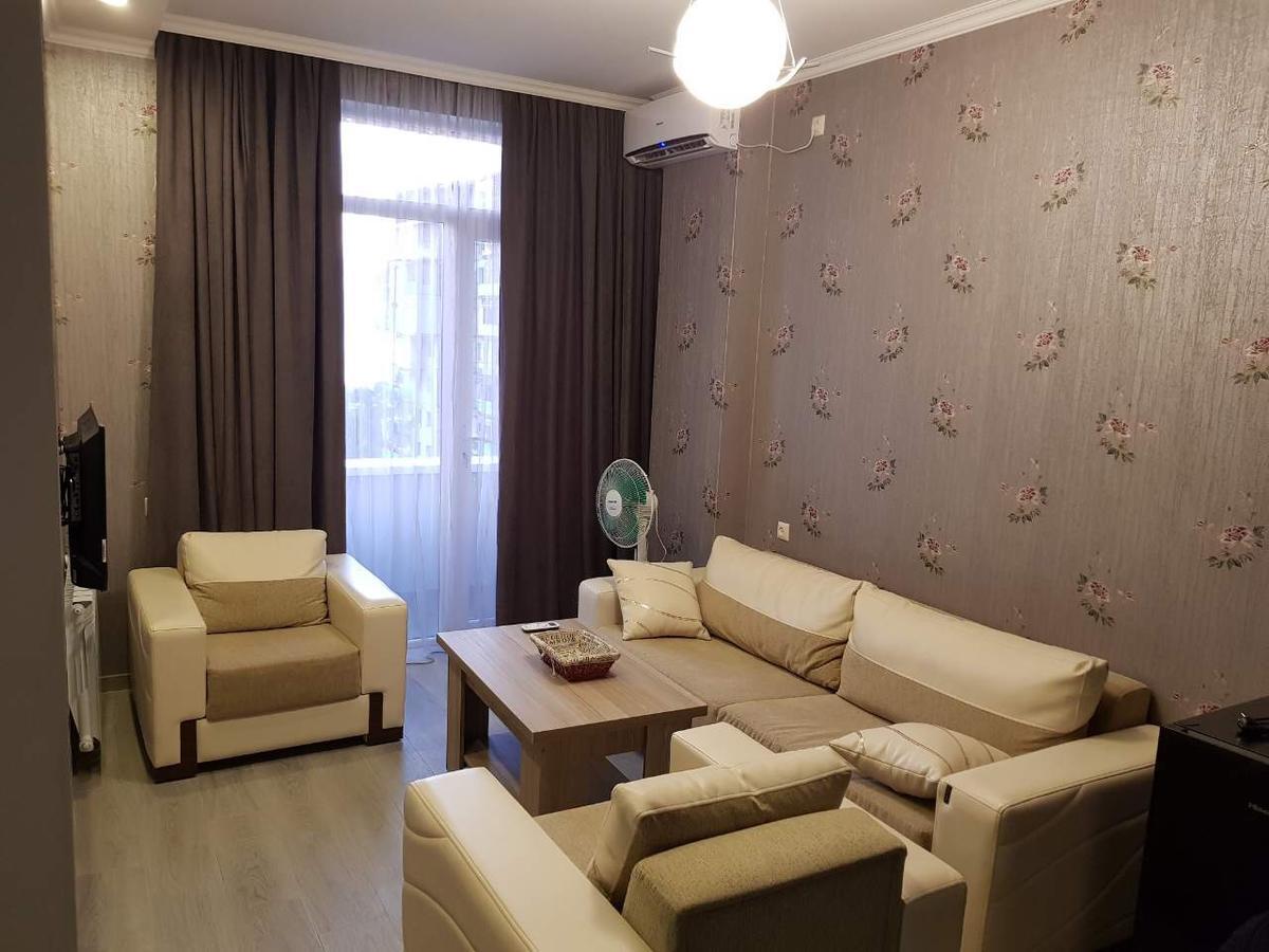 Apt Khimshiashvili 11 Apartment Batumi Exterior photo